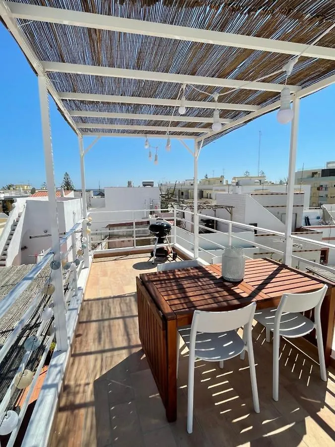 Holiday home Casa Paixanita - Jacuzzi & Terrace Downtown Olhao Villa